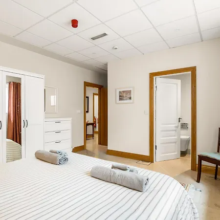 1 Chapel Lane House Apartament